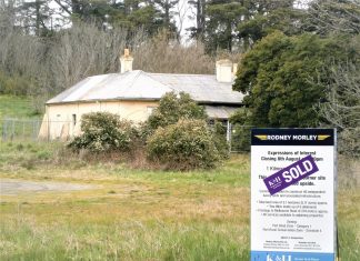 Repair order for neglected site Macedon House has fallen into a state of disrepair, says Heritage Victoria.