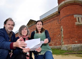 Letters from the inside Stephen Mitchell with Kate Stones and Lisa D'Onofrio get ready for this Friday's unique performance of Letters from the Inside - at the Old Castlemaine Gaol.