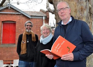 Finishing the homeless problem Castlemaine Housing Service team leader Michael McMahon, Mount Alexander Shire mayor Cr Bronwen Machin and visiting Finnish social housing expert Juhah Kaakinen.