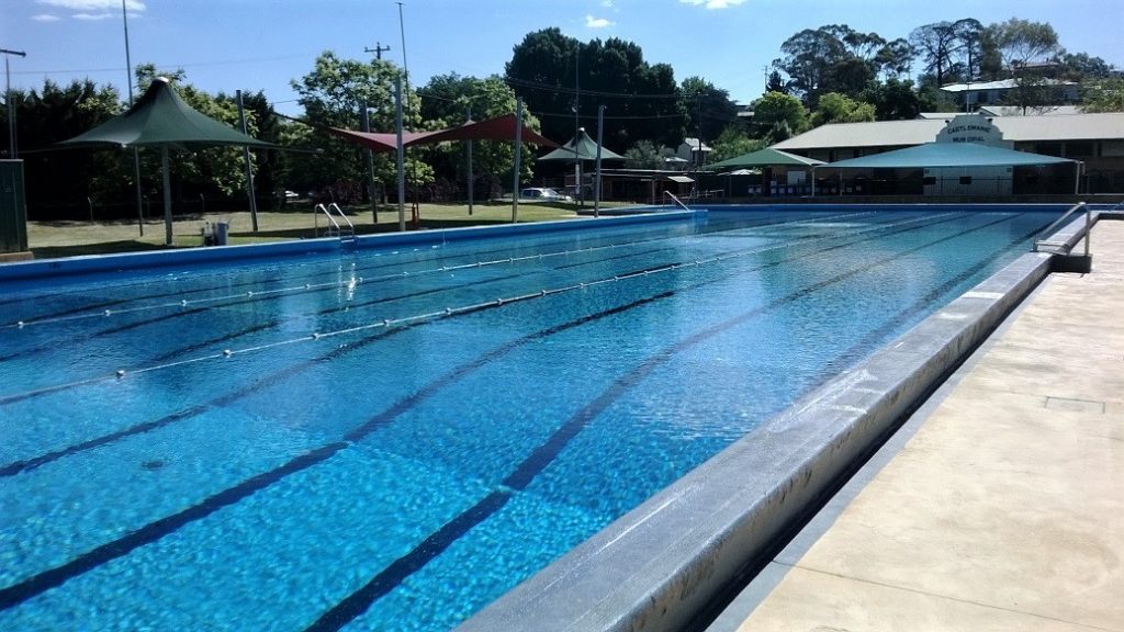 The splash on our pool contracts