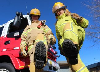 Local brigades step up Gisborne Fire Brigade's Berris Saultry and Di Dale are just two of the local firefighters stepping up for the Melbourne Firefighter Stair Climb and are calling on the community to support the cause.