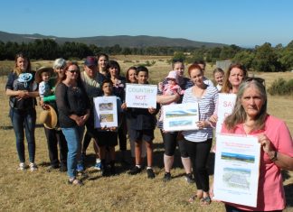 Business park controversy New Gisborne residents are petitioning Macedon Ranges councillors to re-think plans to expand the Gisborne Business Park.