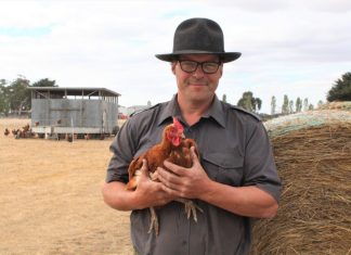 Support for micro-abattoir Taranaki Farm's Ben Falloon has an idea that can change the way the small farms operate.