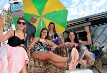 La Mama debut for Taradale Tony Redmond with La Mama's Lisa Dallinger, Jennifer Monk, Kelley Kerr Young and Lee McClenaghan at Taradale's Ash Tree Studio for Ladies of The Bay.