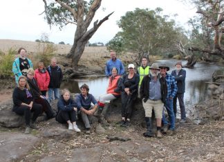 Contaminated water fear for Campaspe River landowners Landowners along the Campaspe River from the Langley/Greenhill/Edgecombe areas fear the water they draw from the river has been contaminated for years.