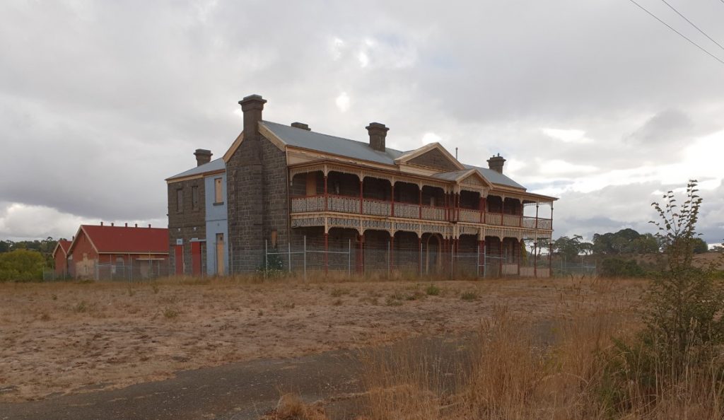 Old hospital plans abandoned
