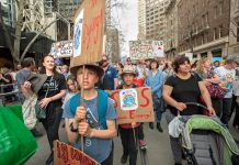 IT’S TIME – Students join Melbourne Strike 4 Climate rally