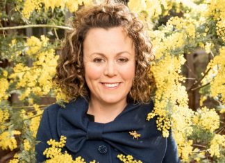 Kyneton beekeeper runner-up in AgriFutures award