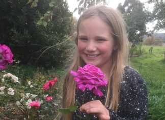 A budding horticulturist Bethany Thompson's dedication to gardening has paid off in this year's Mount Macedon Autumn Flower Show.