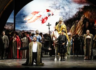 Stablemates tread the boards