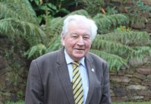 Queen’s Birthday gong for a ‘£10 Pom’