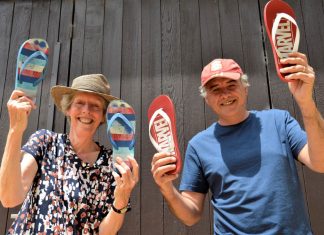 Stand taken on thongs