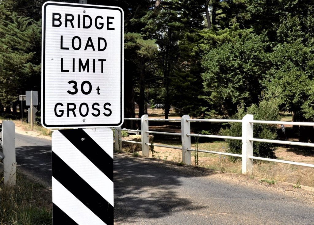 Bridge on Froomes decision time looms