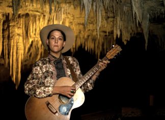 Live and in the round