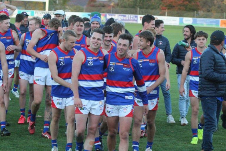 Epic comeback by Bulldogs