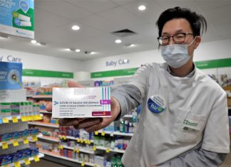 Pharmacists join the vaccine rollout