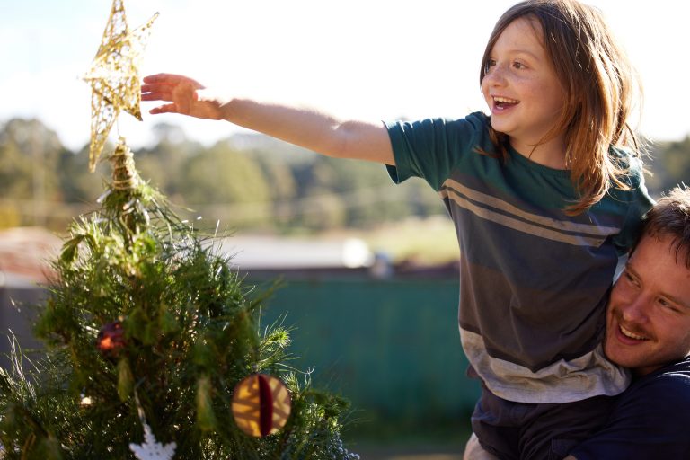 Felix stars in Fires