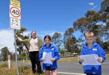 Newstead calls for flashing lights