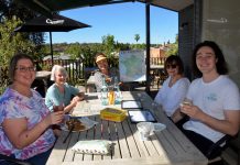 A little French tête-à-tête