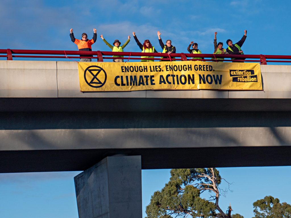XR spreads climate message