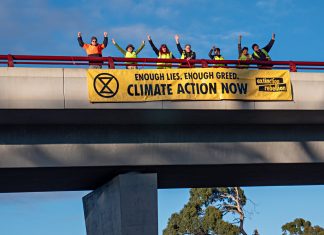 XR spreads climate message