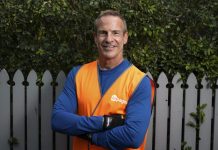 Calling local tradies