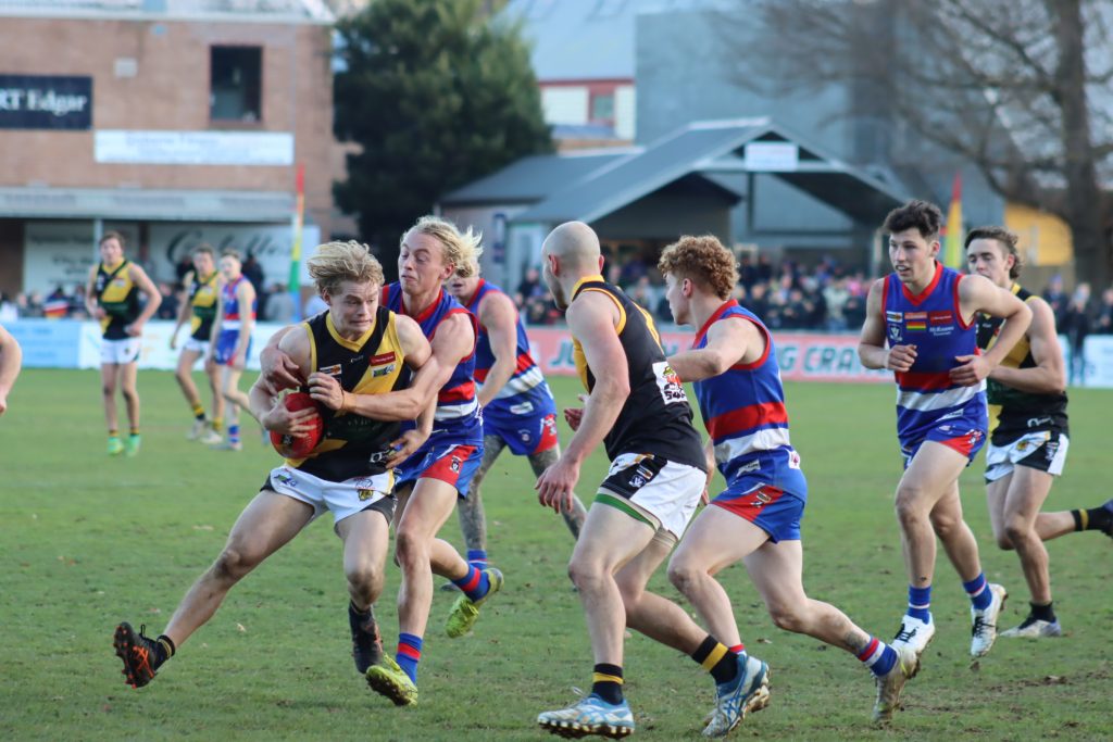 Bulldogs halt Tigers’ run