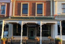 Café with a heart of gold