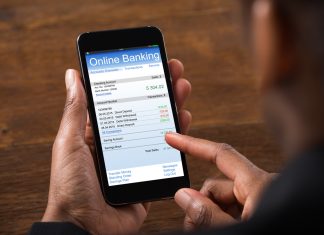 Victim of scam praises local bank