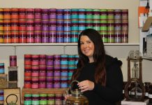 Kyneton Tea of Earth entrepreneur hailed a local business hero