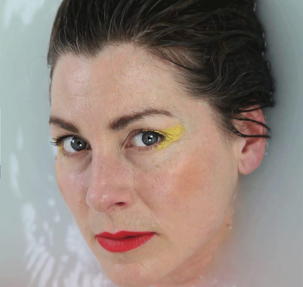 Explore VR and electronica