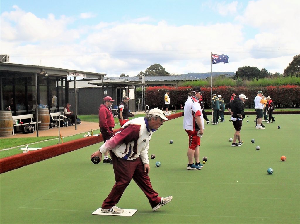 Trentham, Romsey superb in bowls