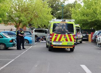 Pedestrian struck at Kyneton