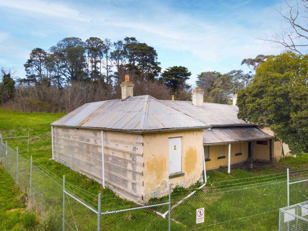 Derelict hotel sells at Gisborne