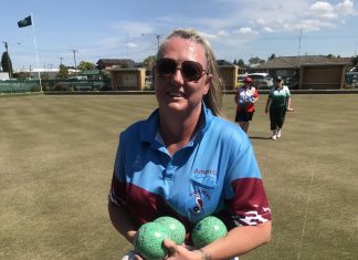 Amanda bitten by bowls bug