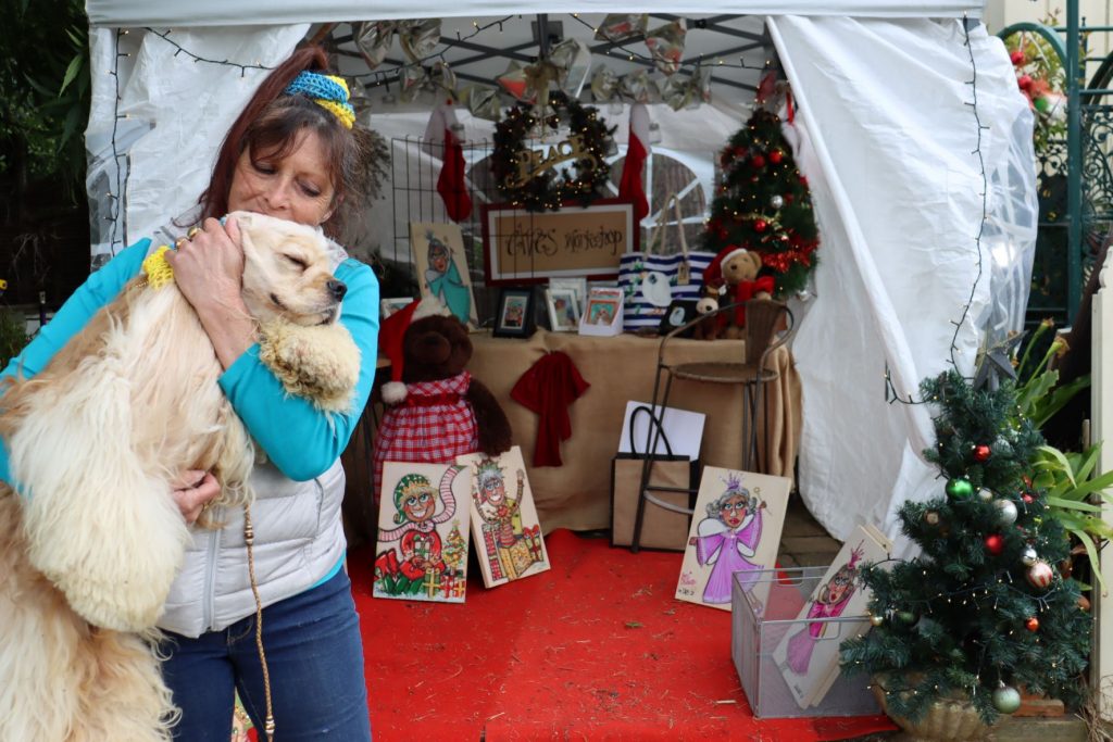 Artist supports Ukraine efforts