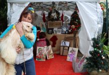 Artist supports Ukraine efforts