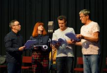 Players present comedy classic