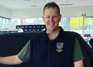 Unanimous to join Riddell