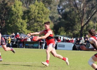 Redbacks survive epic final