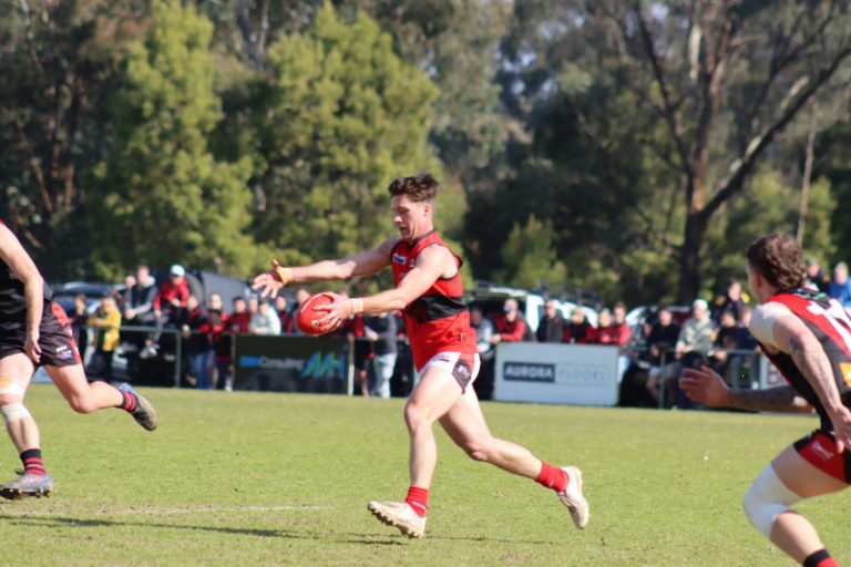 Redbacks survive epic final