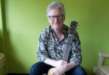 Guitar legend to feature