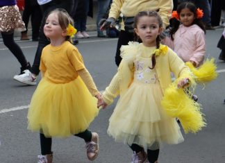 Sun shines on parade