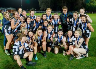 Magpies go back to back