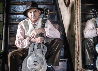 Joe Dolce in Woodend