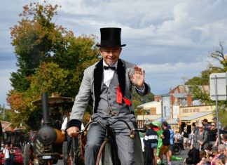 Maldon gets into character