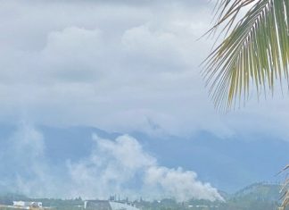 Riots trap locals in New Caledonia