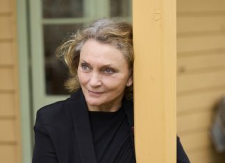 Groundbreaking explorer earns OAM