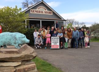 Town fights for store