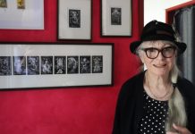 It’s better to read blind